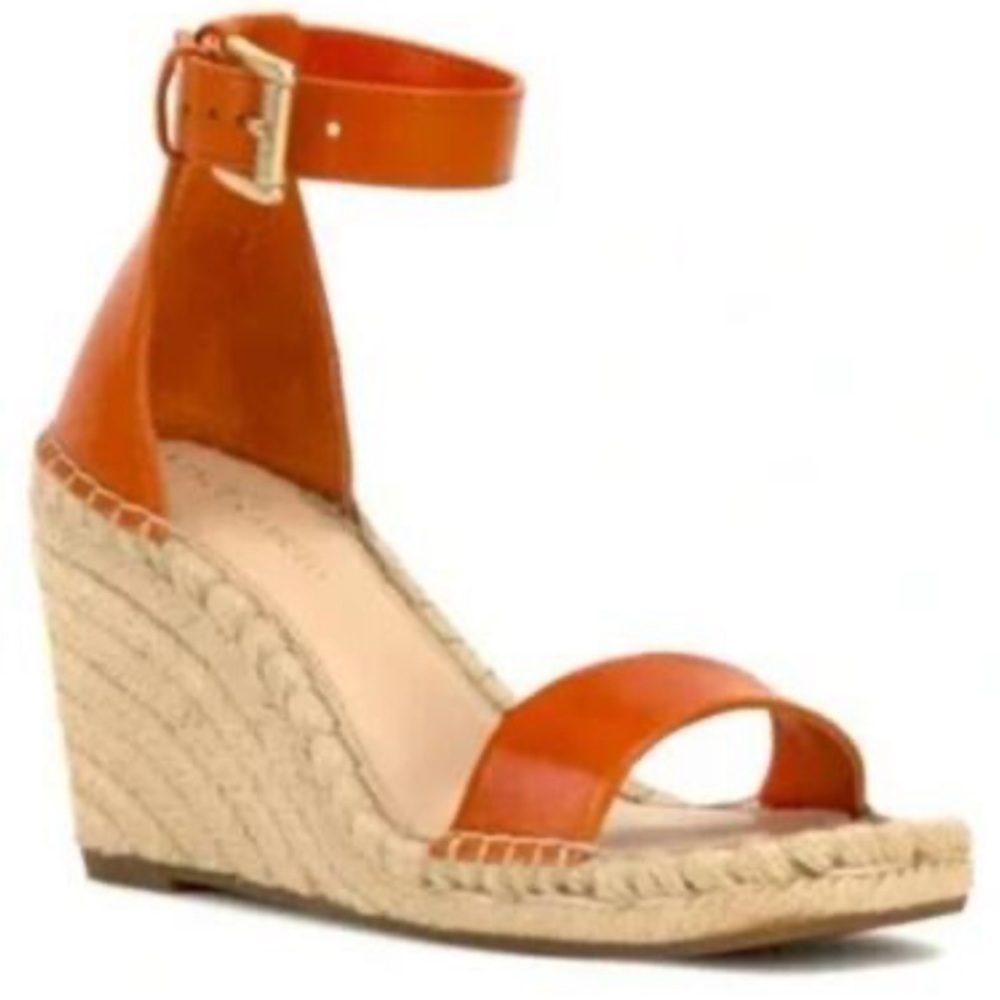 🌸VINCE CAMUTO🌸 Meddrina Ankle Strap Sandal Size: 6M